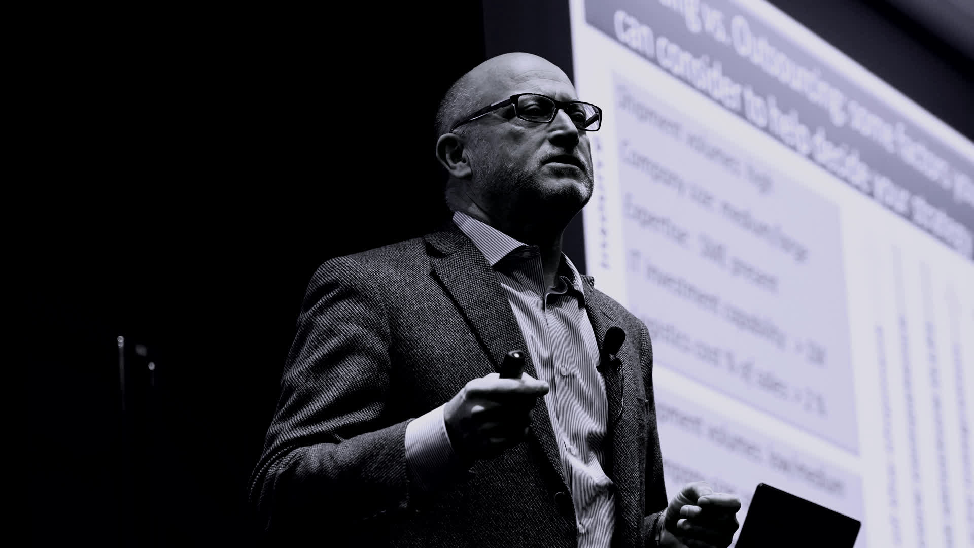 Manuel Formis presenting at SCIS 2019 · Head of Trade, Transport and Logistics, Hitachi Energy